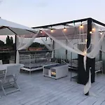 Pod Zaglami Brzezno شقة